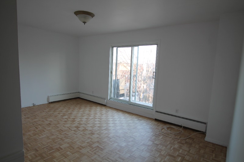 Appartement 4 1/2 à louer LavaldesRapides Locations longue durée