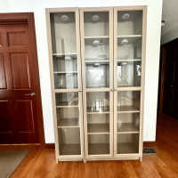 Glass bookcase / shelf / dining case 