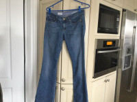 GAP 1969 JEANS SIZE SMALL 