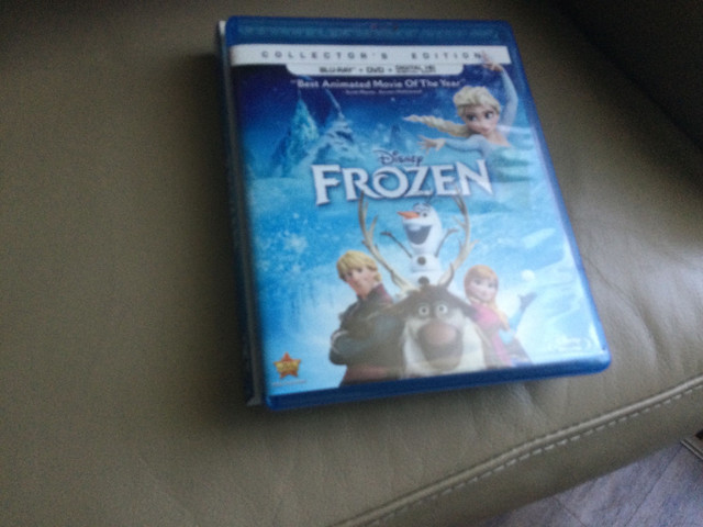 Frozen Disney Memorabilia  in Toys & Games in Oshawa / Durham Region - Image 4