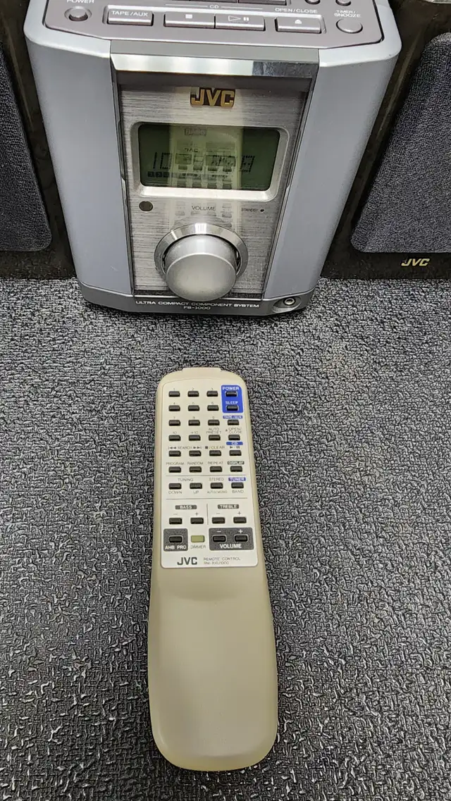 JVC FS-1000 CD Player AM/FM Compact Mini System Speakers548410889466040321