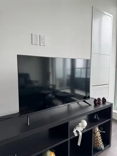 40-Inch Hisense TV (I can drop it off), View more