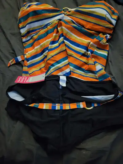 !!! 2 Mailhots neufs 2XL et 3XL !!!, View more