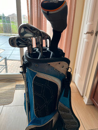 Taylormade R7 iron set with bag and hybrid