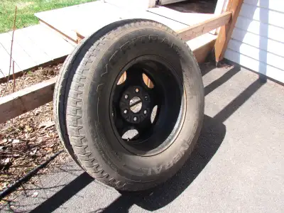 P255/70R16 6 hole rim Mud and snow
