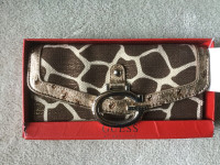 BRAND NEW - BOXED GUESS WALLET (Matching purse also)