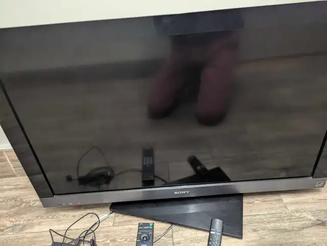 Sony TV remotes and firestick 40" in TVs in City of Toronto - Image 6