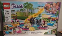 LEGOs Friends 41374 Andrea's Pool Party Stephanie