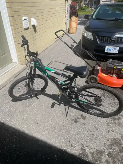 Hyper bear mountain bike 24, View more