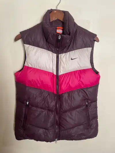 Nike colour block puffer vest, View more