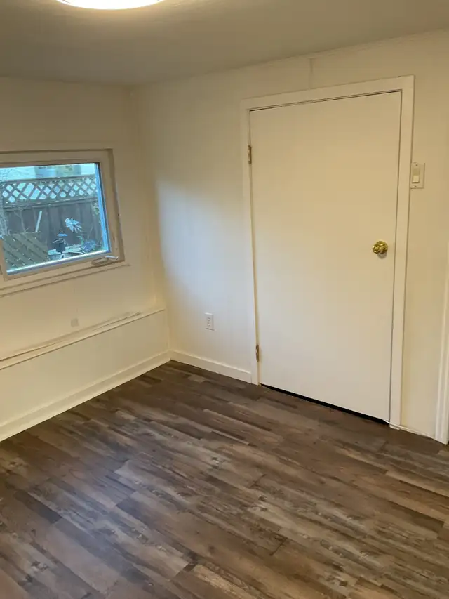 Basement Suite in Esquimalt in Long Term Rentals in Victoria - Image 14