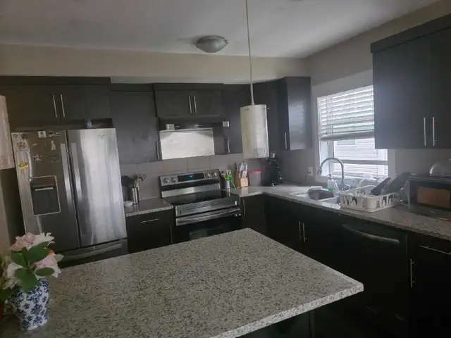 Master Bedrom available for Rent