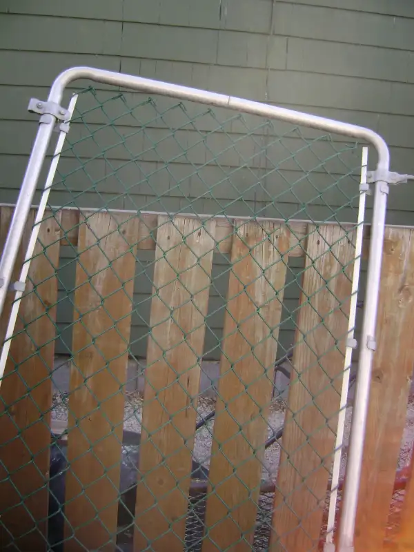 Gates,  Chain Link63234779336193121