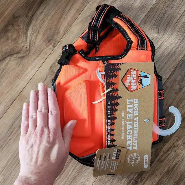 NEW Arcadia Trail DOG High Visibility Life Jacket (size XS) in Other in Fredericton - Image 9