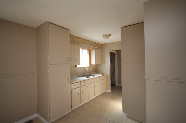 3 Bedroom house for rent in Long Term Rentals in Belleville - Image 3