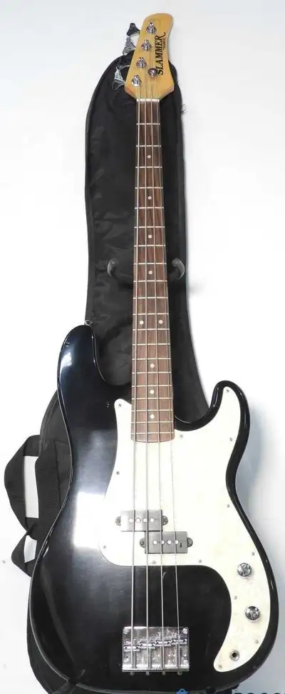 Hamer Slammer 34 Scale Precision Style Bass Guitar, View more