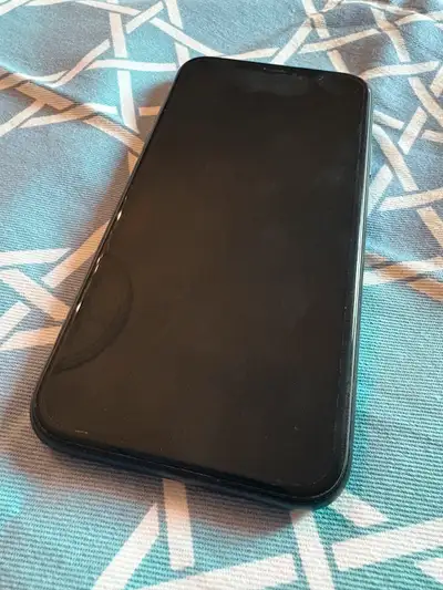  Black iPhone XR – 128GB | 83% Battery! ⚡, View more