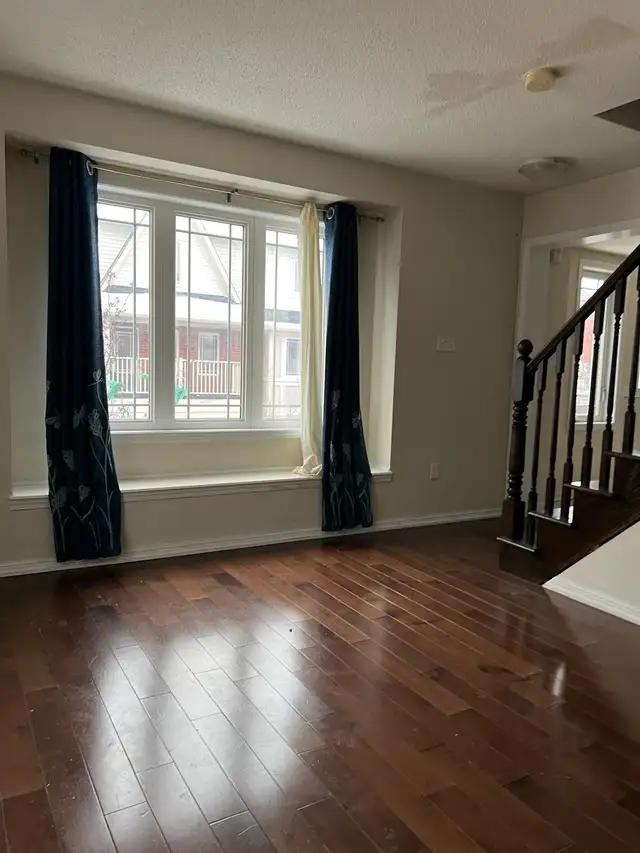 Townhouse for immediate rent in the heart of Brampton, ON