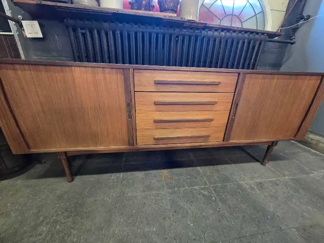 mid-century modern Danish teak dining set in Dining Tables & Sets in City of Toronto - Image 5