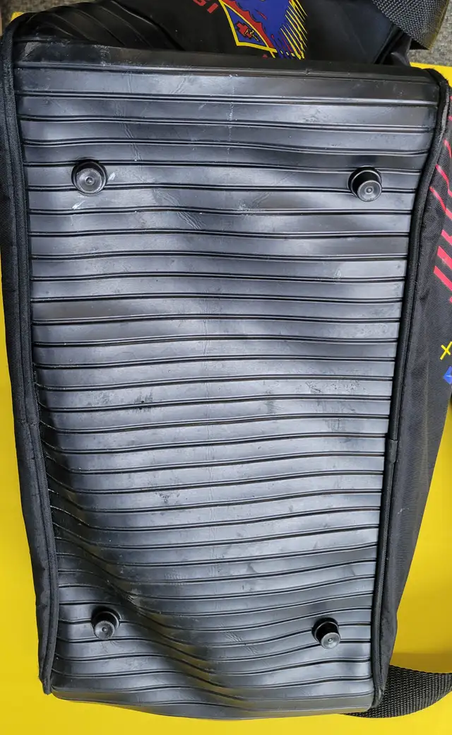 Bossi + Sports Ice Skate/Rollerblade/Rollerskate Storage Bag in Skates & Blades in Windsor Region - Image 8