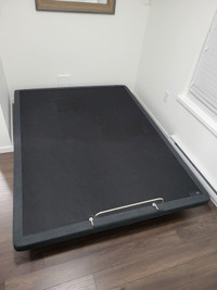 Queen bed frame and mattress - Massage / Adjustable