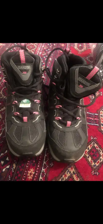 Dakota Hiking Boots, View more