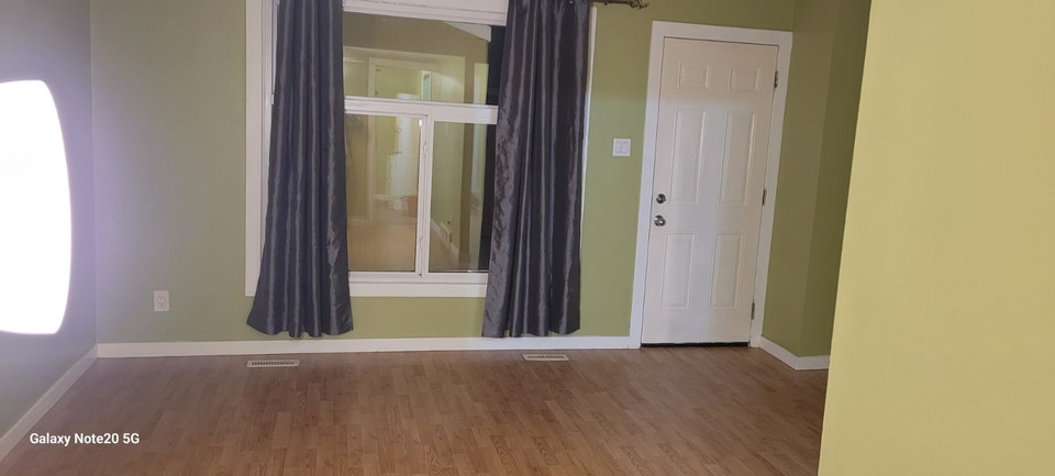 3 Bedroom Townhouse  available for Rent in St. Norbert 4