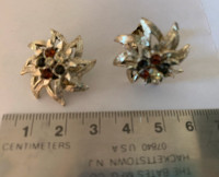 Vintage Rhinestone 2.5 cm gold-tone 6 stones clip-on earrings 