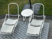 (2) LOUNGE CHAIRS &amp; TABLE (Selling As Is) 