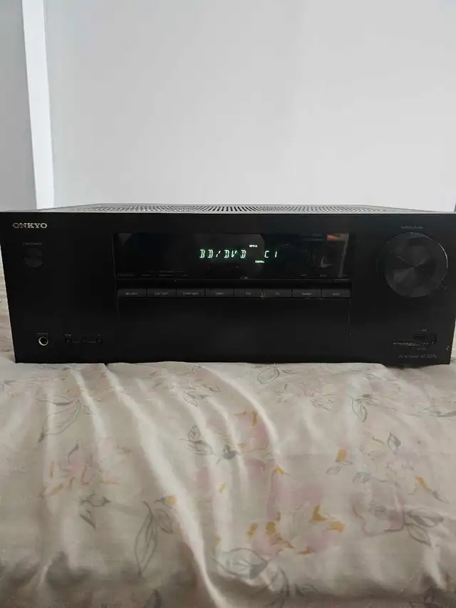 Onkyo Receiver65596946635010121