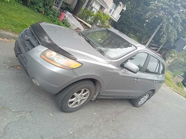 HYUNDAI SANTA FE 2008 dans Autos et camions  à Laval/Rive Nord - Image 4