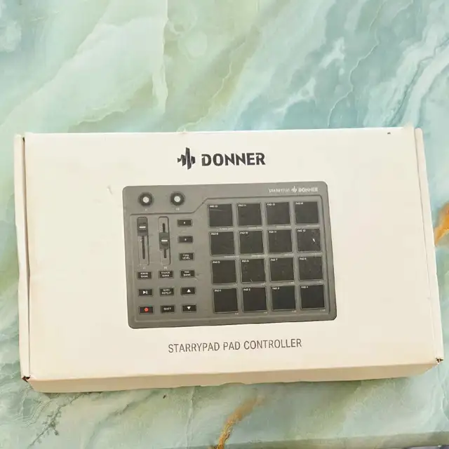 Donner MIDI Pad Beat Maker with 16 Beat Pads, 2 Assignable Fader in Performance & DJ Equipment in City of Toronto - Image 4