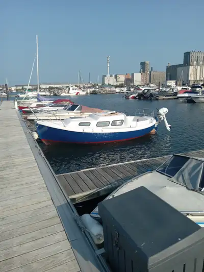 Halman Nordic 20 Sailboat. A very seaworthy and safe full keelboat in a fun and very affordable size...
