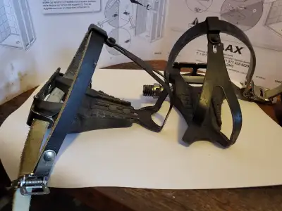 Vintage Avocet Model III pedals with toeclips, View more