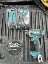 Makita impact with charger and battery 