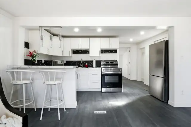 2bd/2bth Completely Renovated House in Broders Annex in Houses for Sale in Regina - Image 9