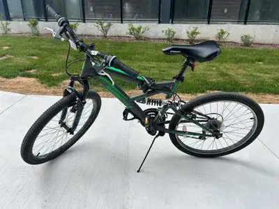 Youth bicycle used only for 1 year. Runs well and looks great. Asking $65 o.b.o. Available for pick...