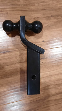 Trailer hitch receiver dual-ball mount