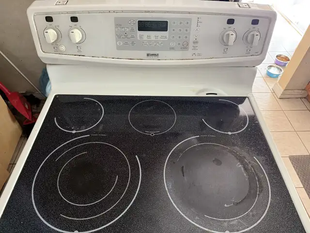 Kenmore Stove in Stoves, Ovens & Ranges in Bedford - Image 3