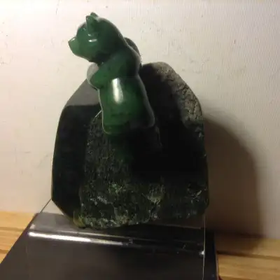 Jade Bear And Cub Carving, View more