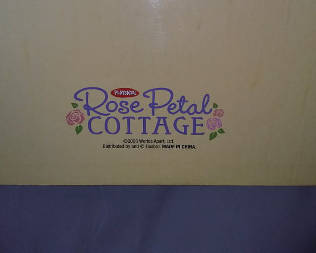 Rose Petal Cottage Doll Change Table & Blanket Pad,Playskool2006 in Toys & Games in Truro - Image 4