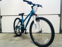 Showroom condition GT mountain bike 26” wheels front susp. 21 sp