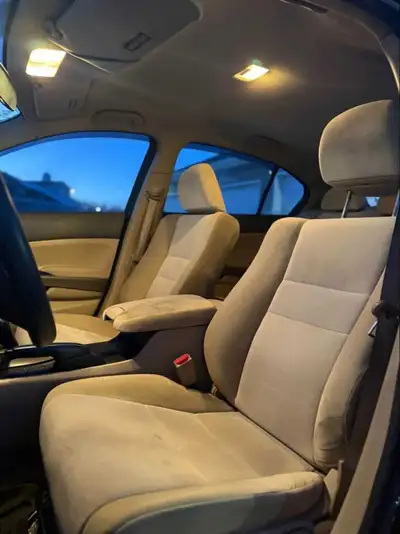 2010 honda accord 225000km runs and drives amazing still Has new winter tires for optimal driving Ne...