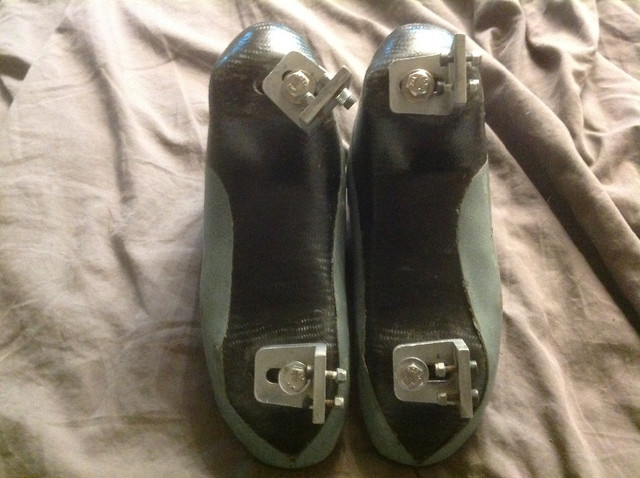 Pair of Size 39 Bont Speed Skate Boots in Skates & Blades in Strathcona County - Image 2
