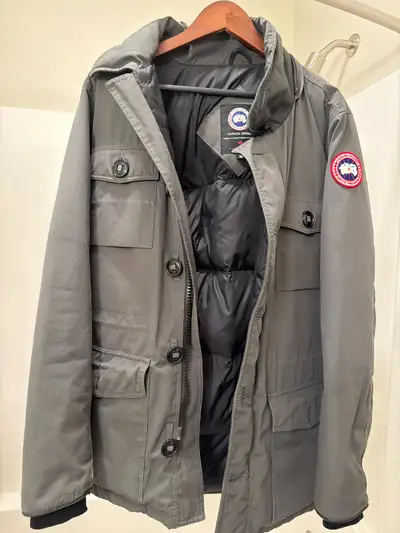 Canada Goose jacket for sale, size M, Level 4 warmth rating. Extremely warm and ideal for harsh wint...