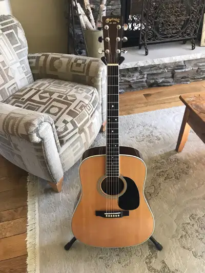 Beautiful, mint condition, meticulously cared for 2009 Martin D-35 acoustic guitar. Studio use only,...