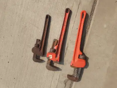 Heavy Duty Pipe Wrench, View more