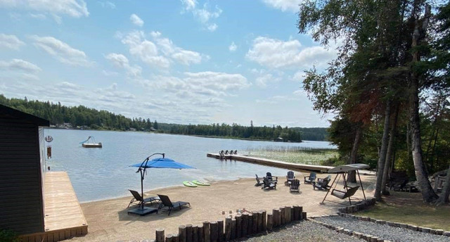 Cottage Cabin Rental Lake of the Woods ROAD ACCESS-private beach in Ontario