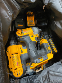 Dewalt driver and impact drill set with bag