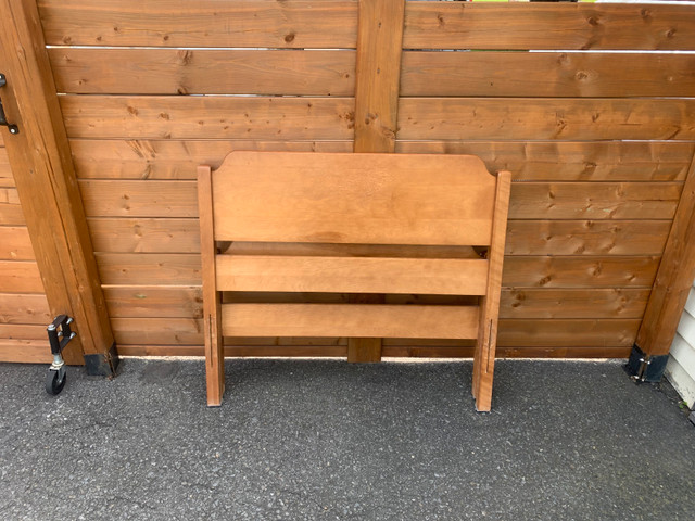 Base lit avec sommier simple pour enfants 5 a15 ans dans Lits et matelas  à Longueuil/Rive Sud - Image 3